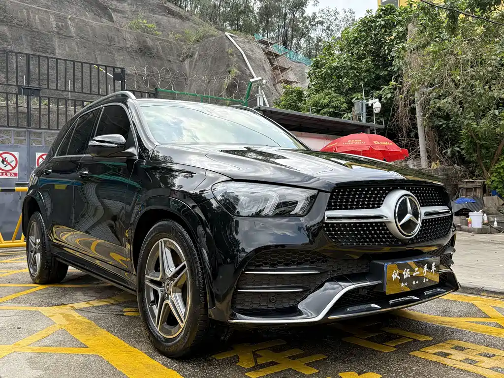 Mercedes-Benz GLE 2021 — фото 3