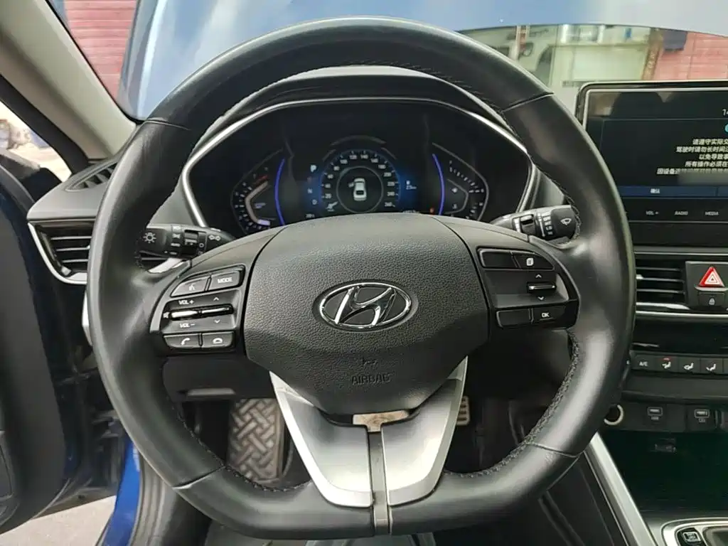 Hyundai Fista 2019 — фото 11