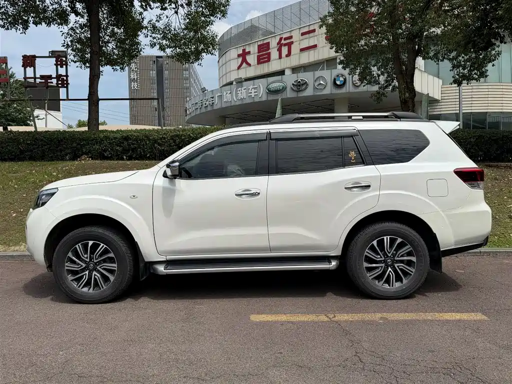 Nissan Terra 2023 — фото 3