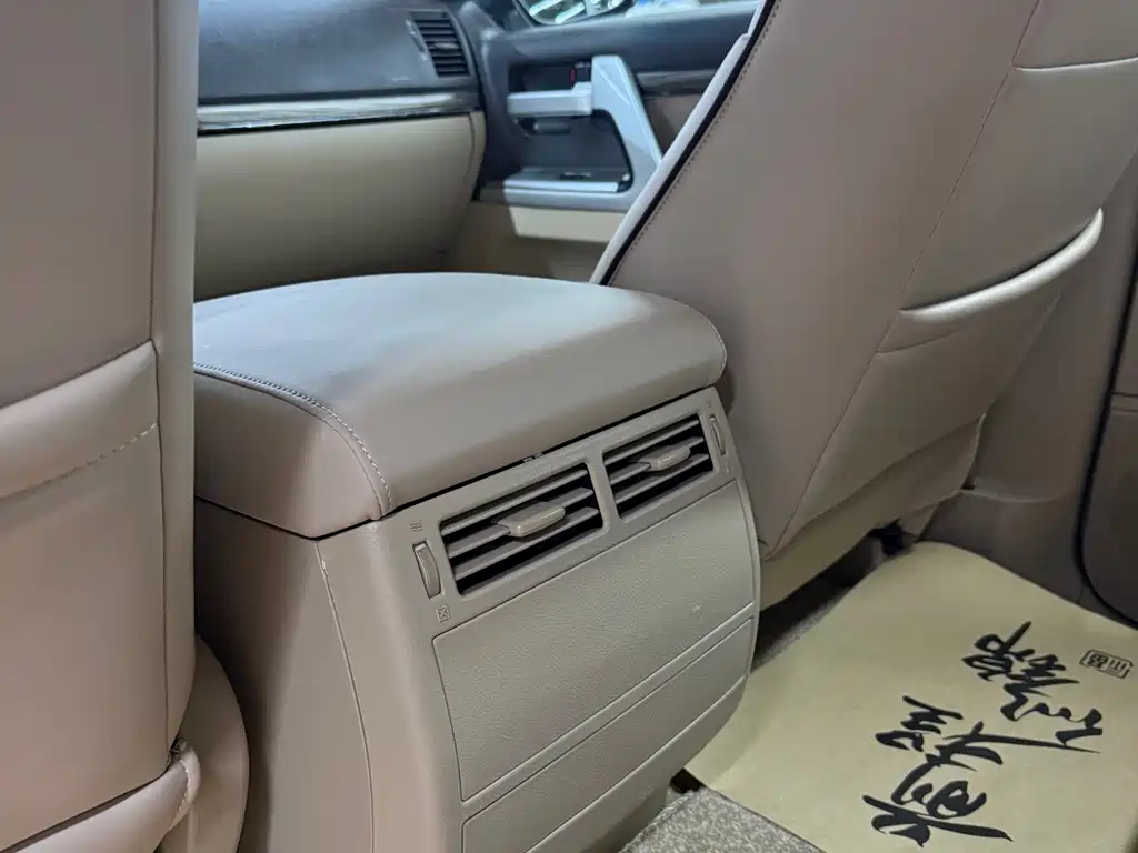 Toyota Land Cruiser 2015 — фото 22