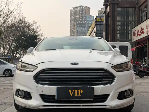 Ford Mondeo 2013