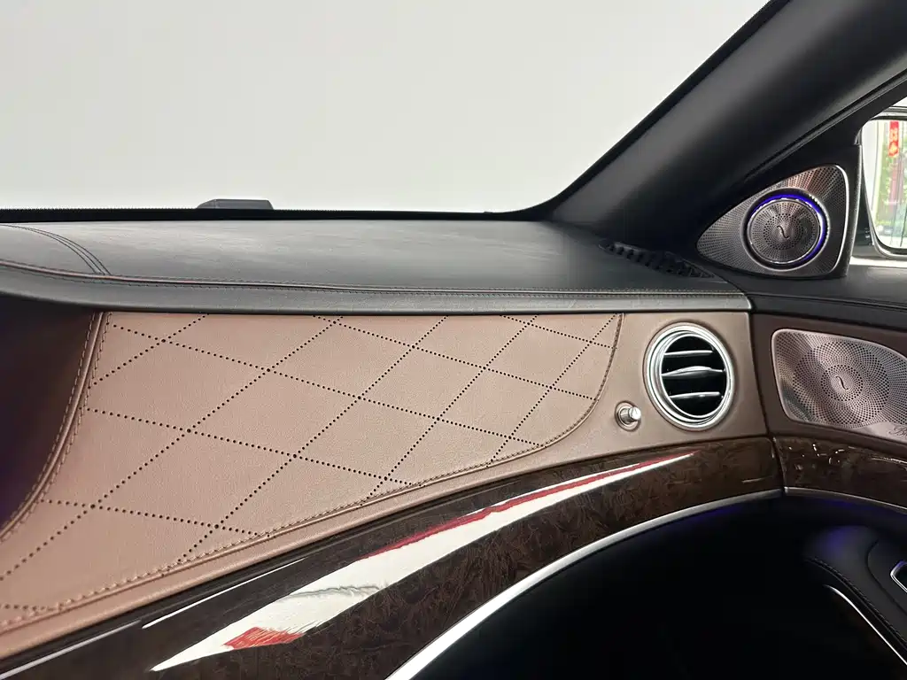 Mercedes-Benz S-Class AMG 2014 — фото 16