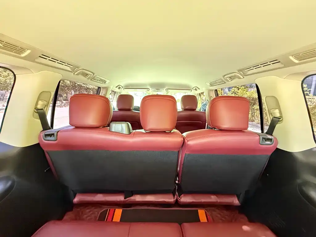 Nissan Patrol 2019 — фото 17