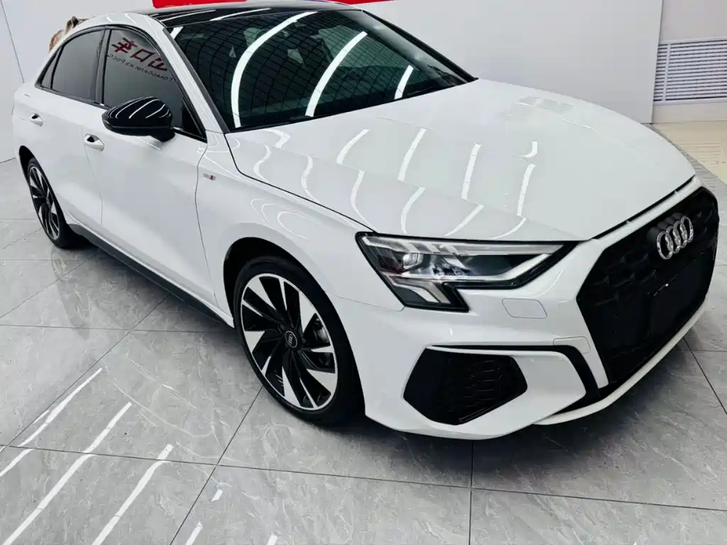 Audi A3 2023 — фото 3