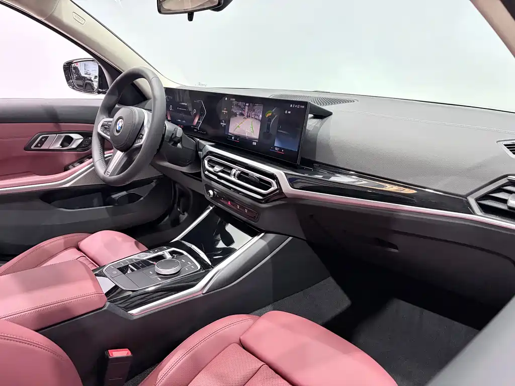 BMW 3 Series 2023 — фото 19