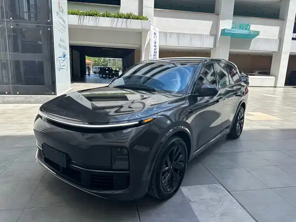 Li Auto L8 2024
