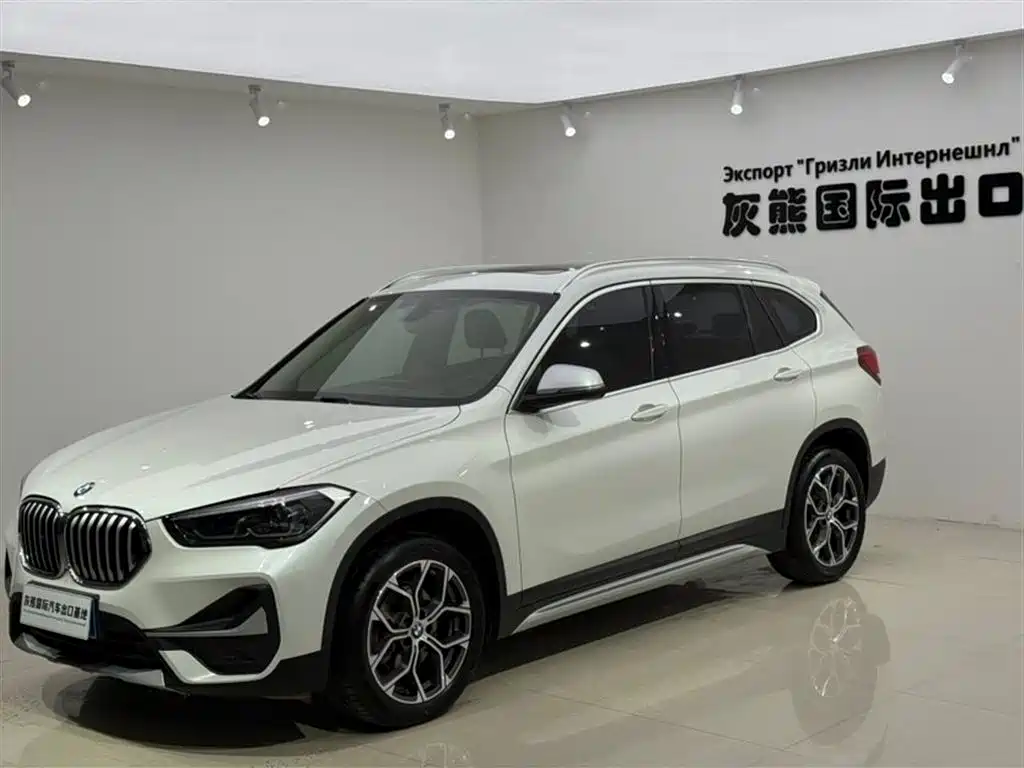 BMW X1 2022 — фото 3