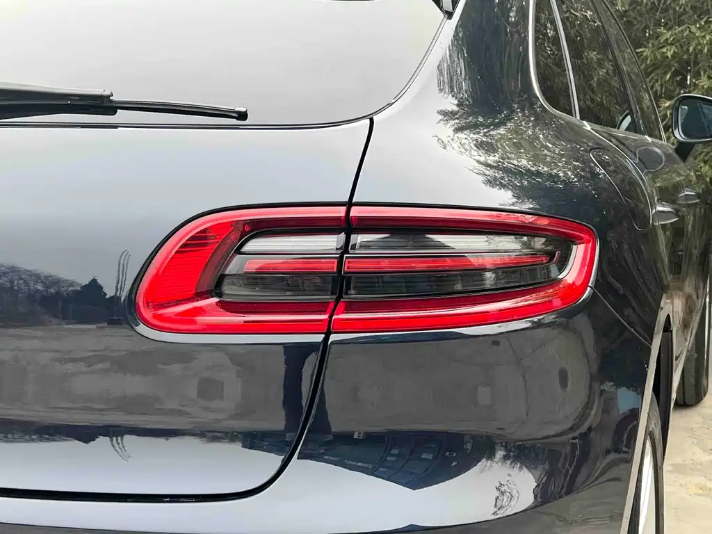Porsche Macan 2016 — фото 27