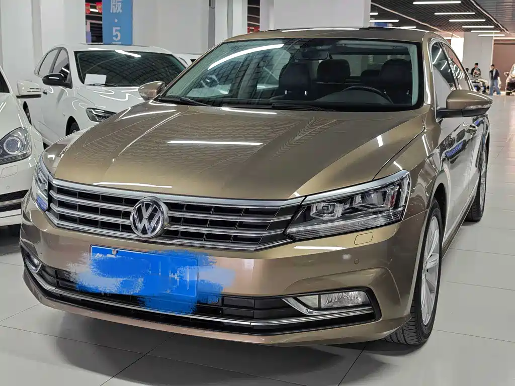 Volkswagen Passat 2016 — фото 1