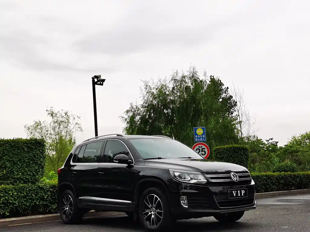 Volkswagen Tiguan 2015 — фото 3