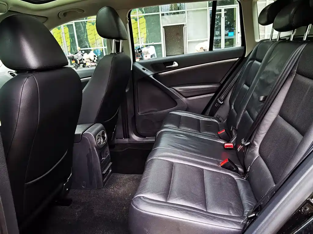 Volkswagen Tiguan 2015 — фото 10