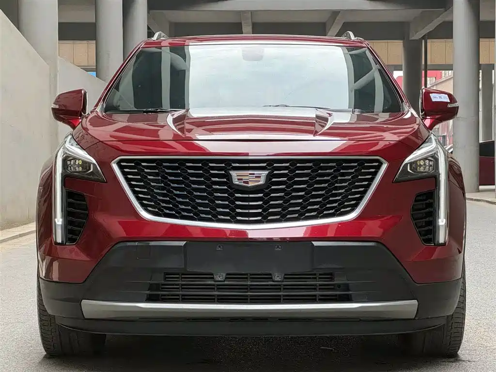 Cadillac XT4 2019 — фото 2