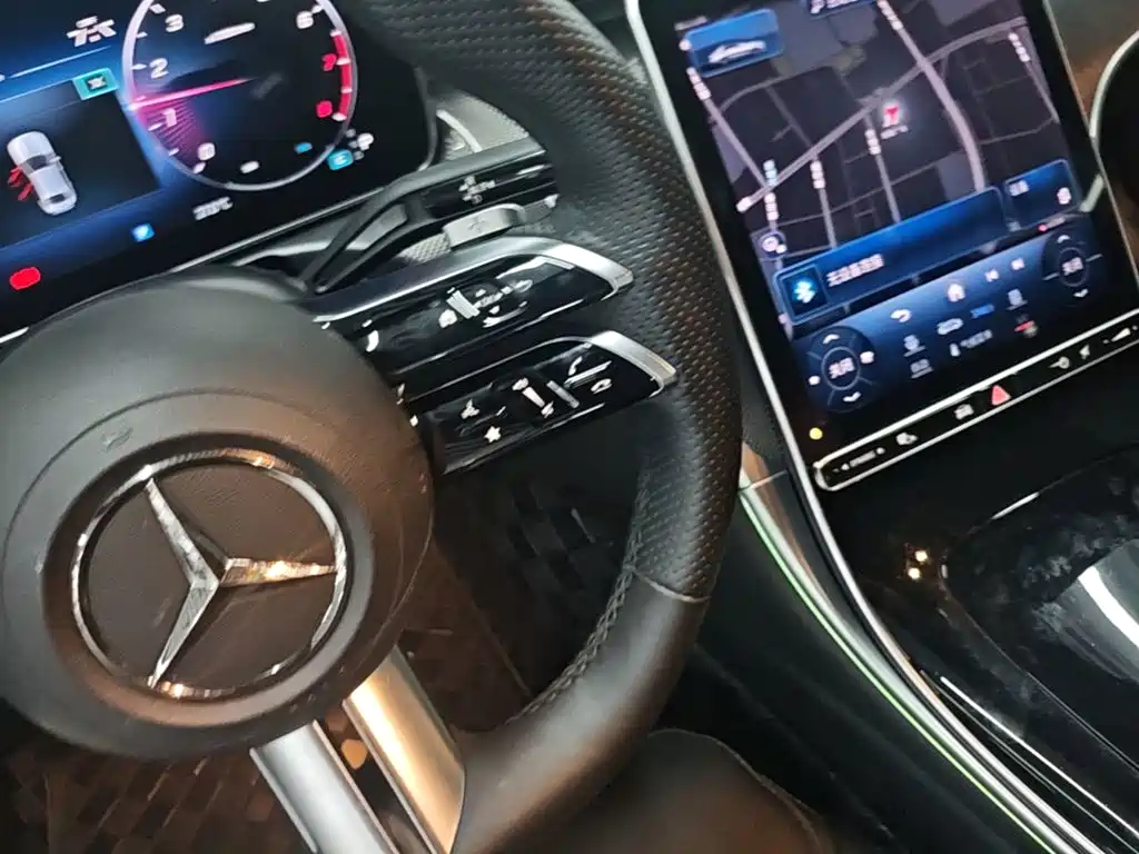 Mercedes-Benz C-Class 2023 — фото 14