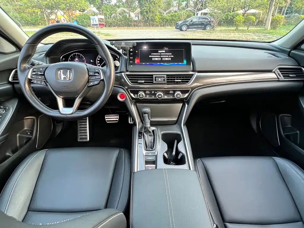 Honda Accord 2022 — фото 14