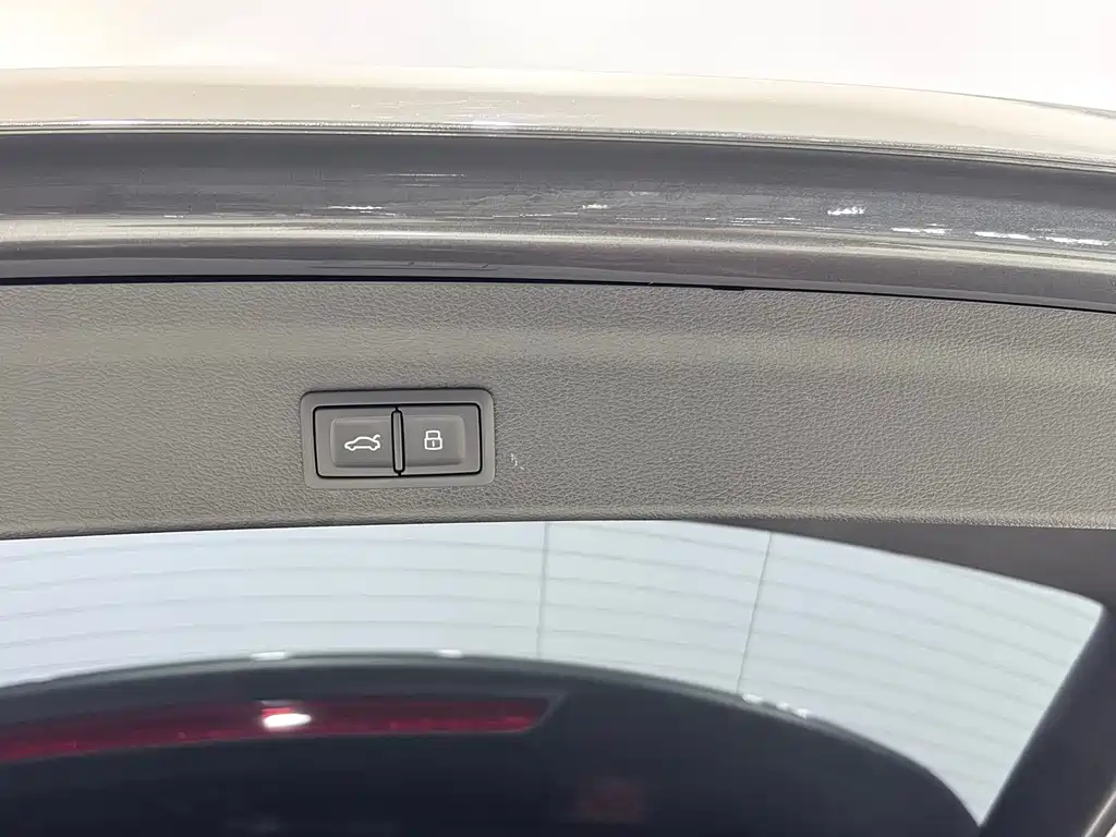 Audi Q3 2023 — фото 18
