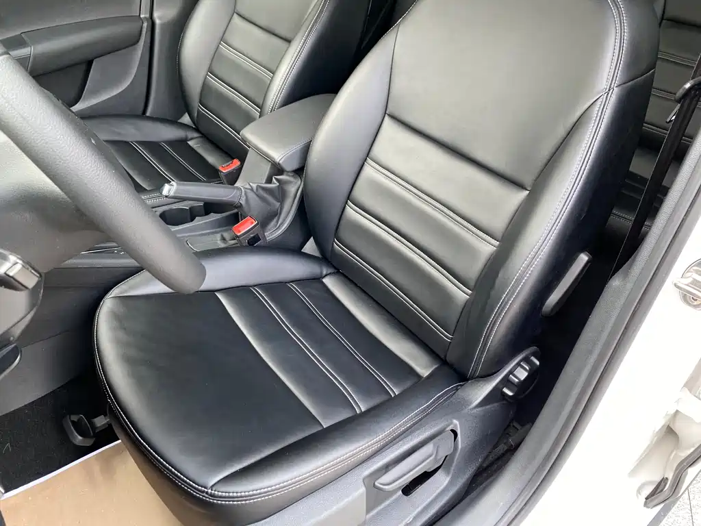 Skoda Octavia 2020 — фото 14