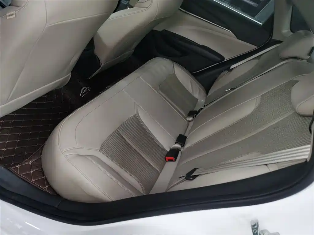 Buick Excelle 2017 — фото 13