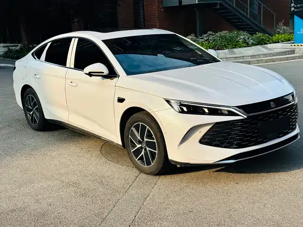 BYD Qin L 2025