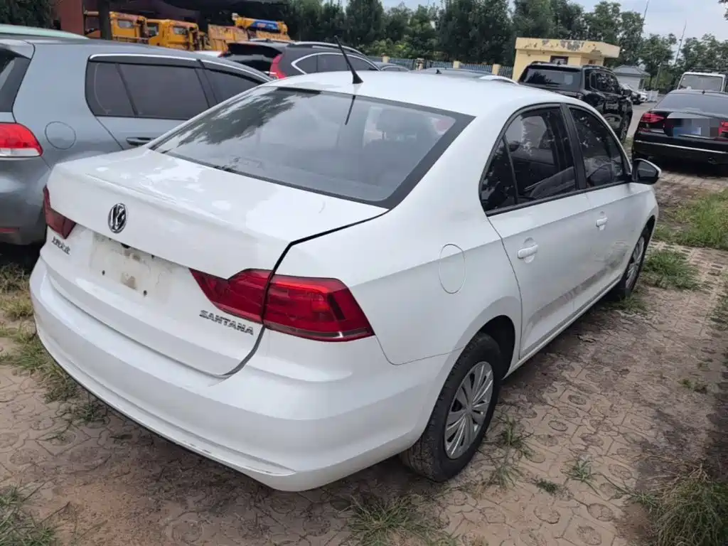 Volkswagen Santana 2021