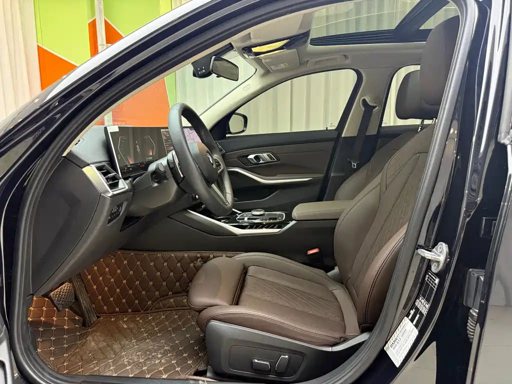 BMW 3 Series 2023