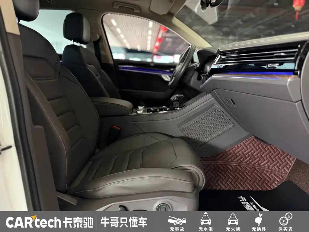 Volkswagen Touareg 2019 — фото 20
