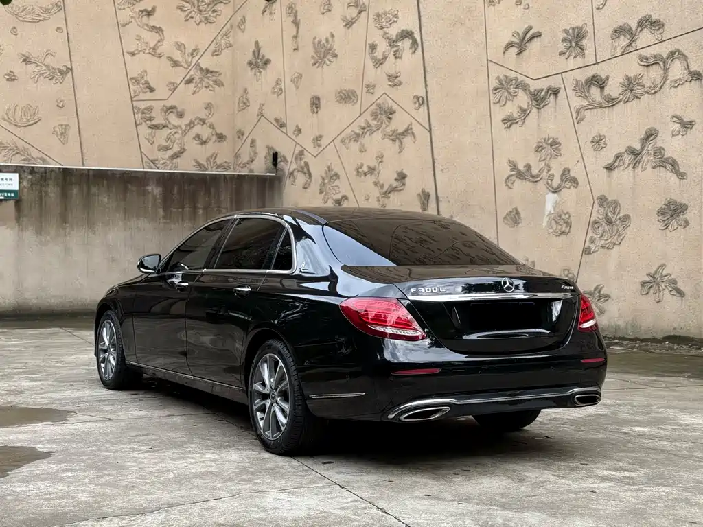 Mercedes-Benz E-Class 2019