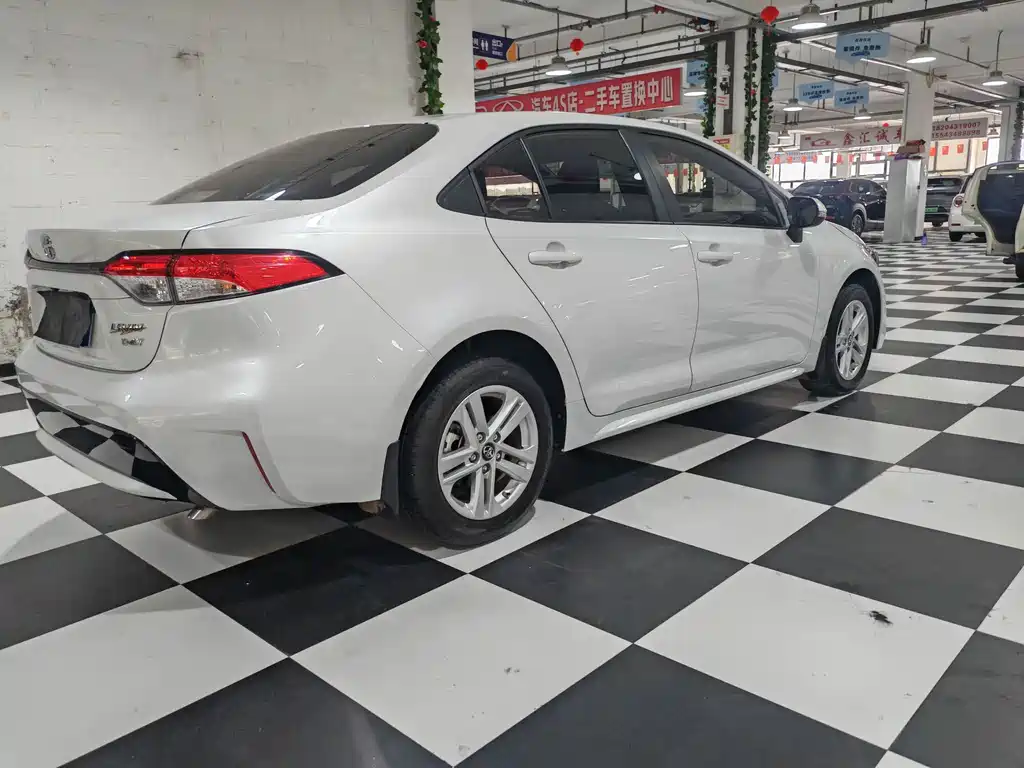 Toyota Levin 2022 — фото 10