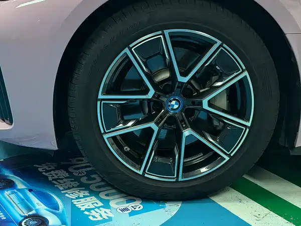 BMW i4 2022