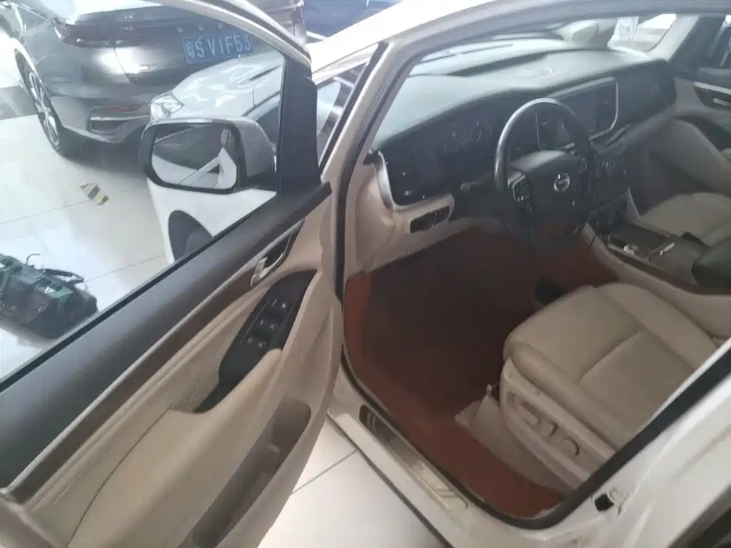 GAC Motor Trumpchi M8 2018 — фото 16