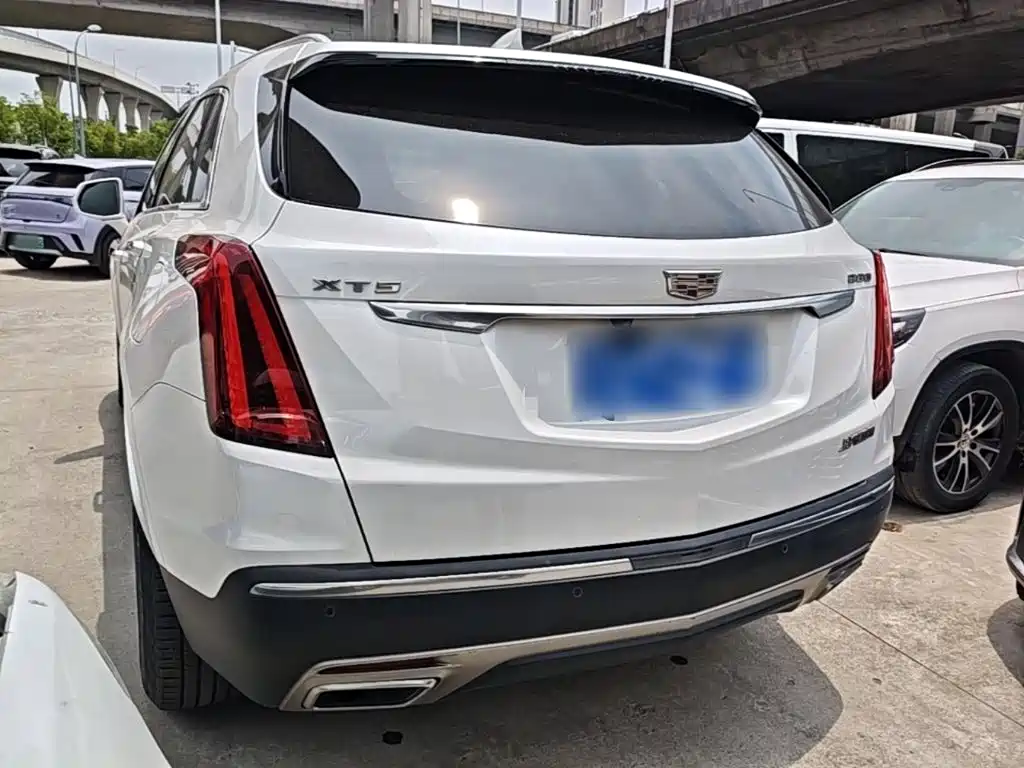 Cadillac XT5 2022 — фото 5