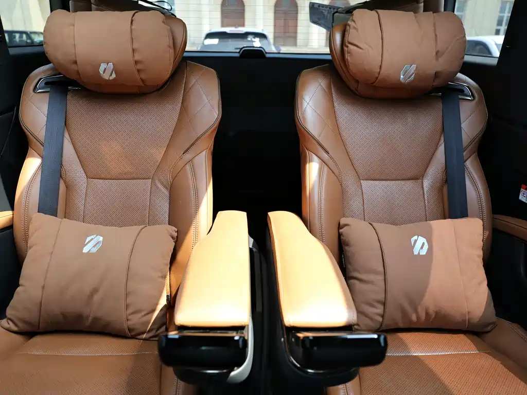 Toyota Alphard 2025 — фото 5