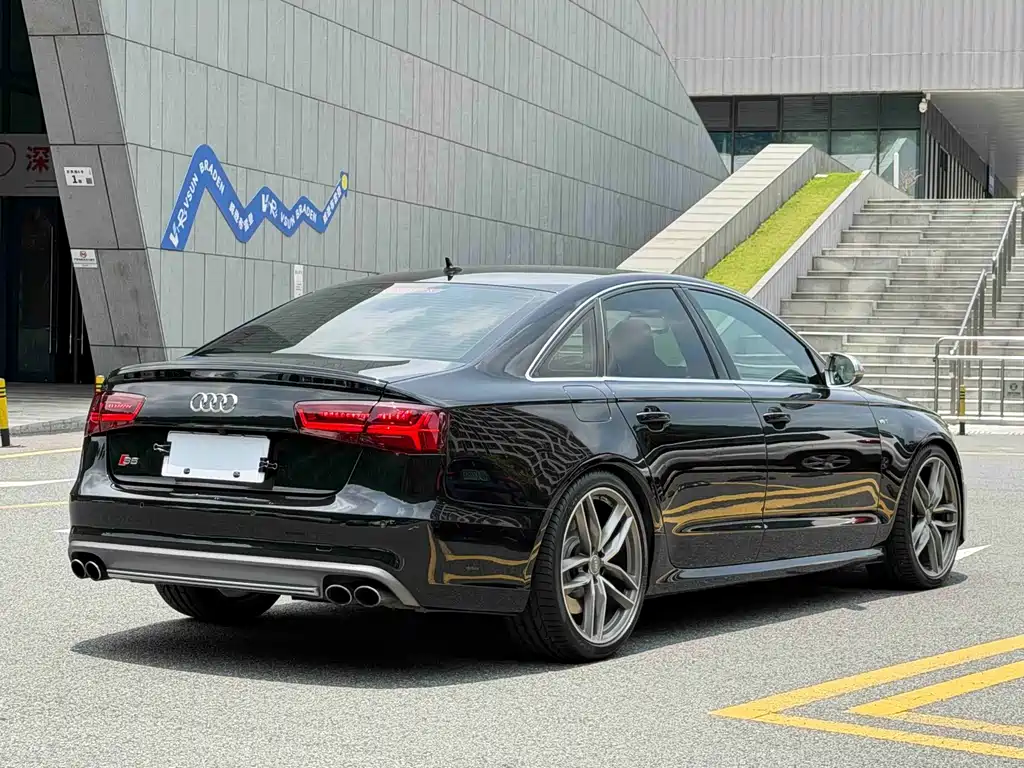 Audi S6 2014 — фото 5