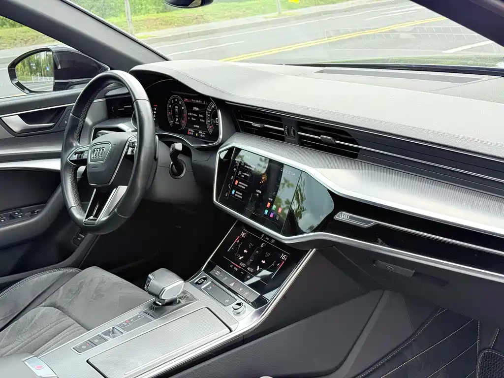 Audi A6L 2022 — фото 6