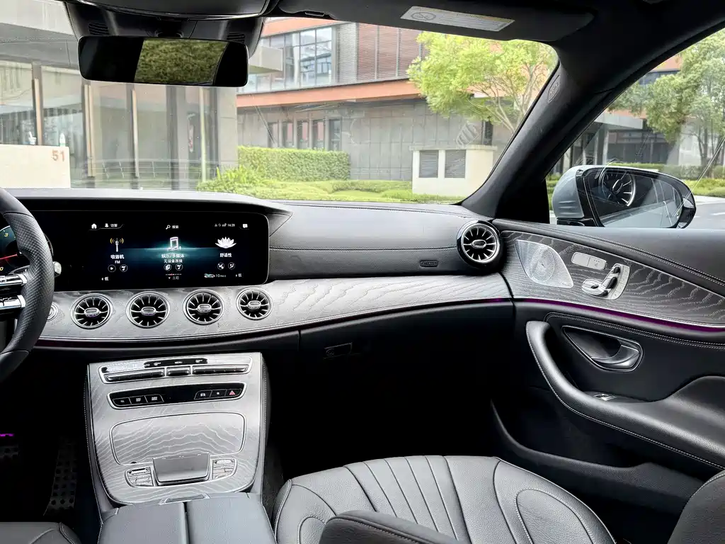 Mercedes-Benz CLS 2022 — фото 19