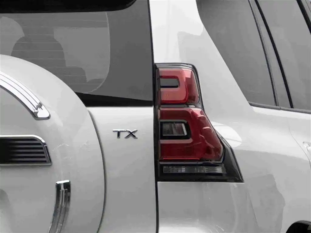 Toyota Prado 2019 — фото 6