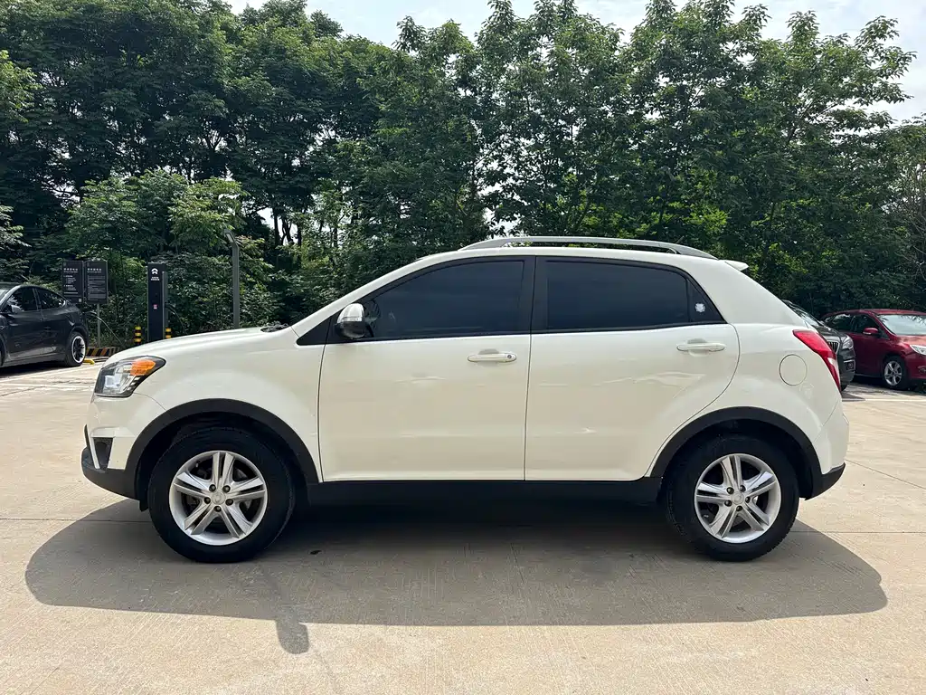 SsangYong Korando 2015 — фото 3
