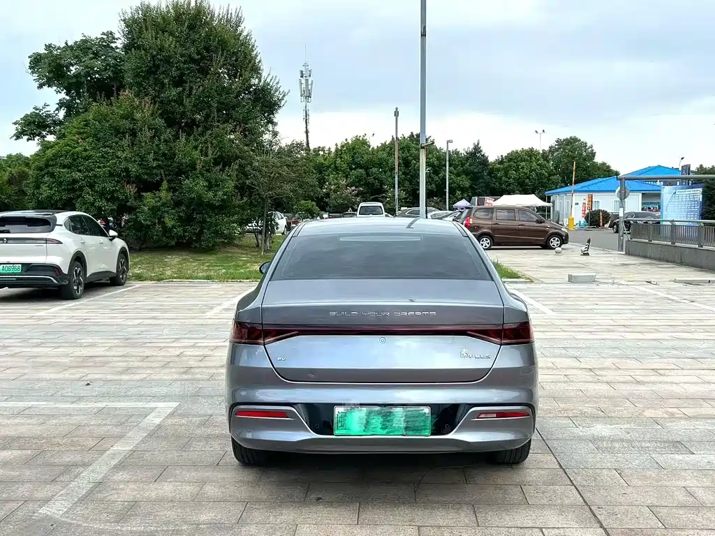 BYD Qin PLUS 2023 — фото 9