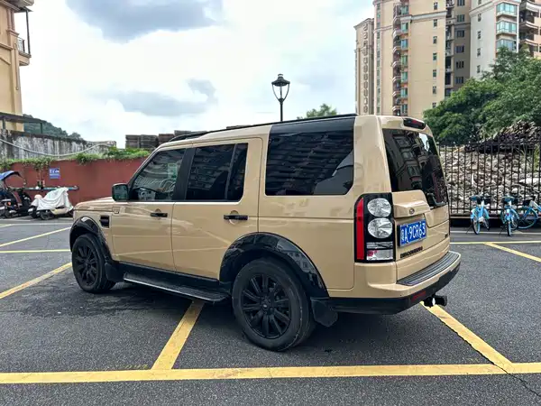 Land Rover Discovery 2011