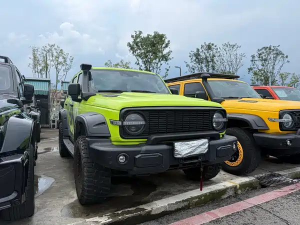 Tank 300 2023