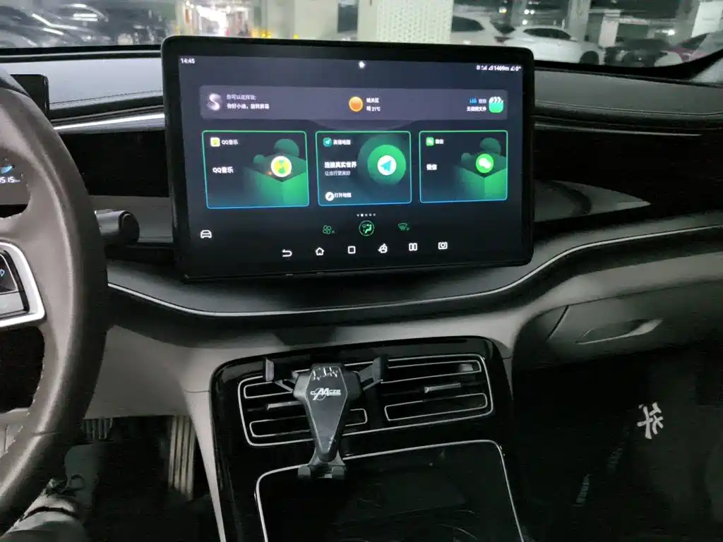 BYD Qin PLUS 2023 — фото 10