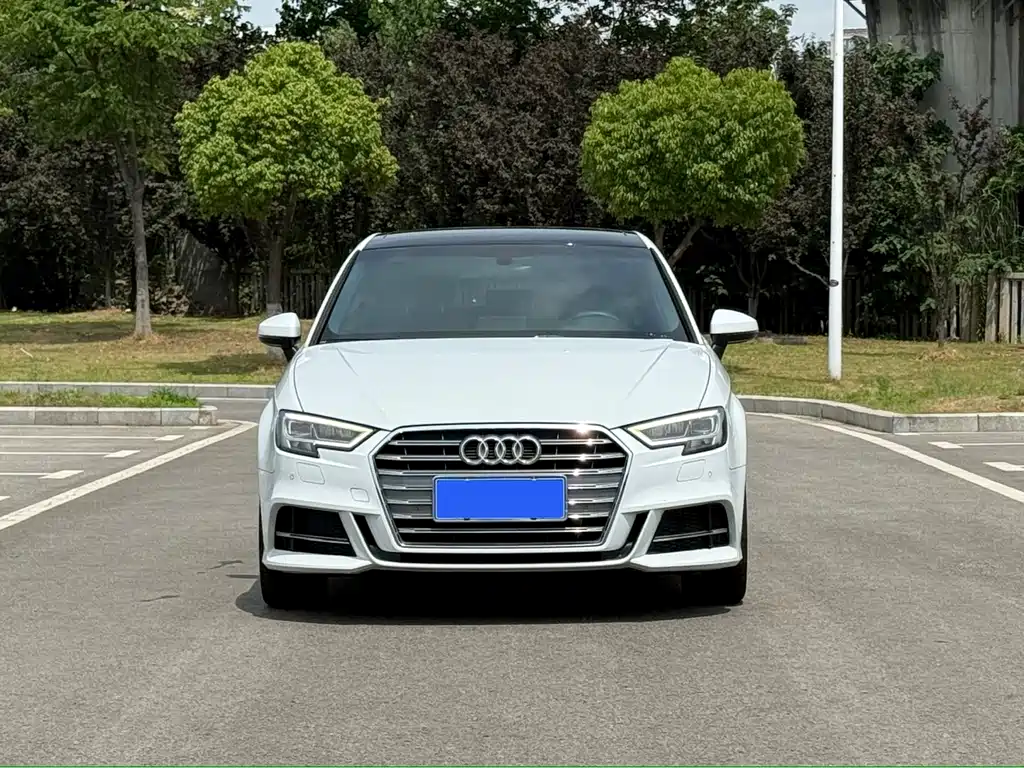 Audi A3 2020 — фото 2
