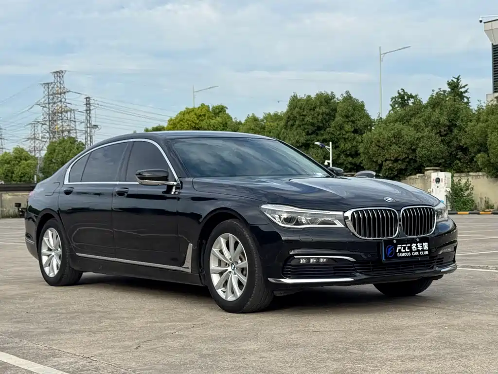 BMW 7 Series 2017 — фото 3