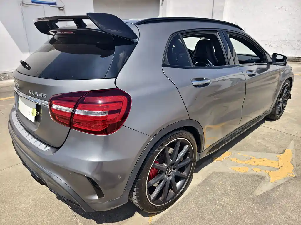 Mercedes-Benz GLA AMG 2017 — фото 5