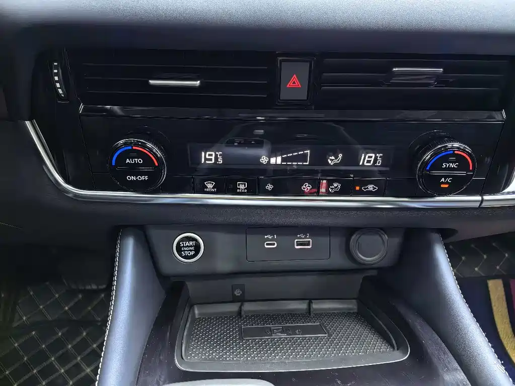 Nissan Qashqai 2023 — фото 17