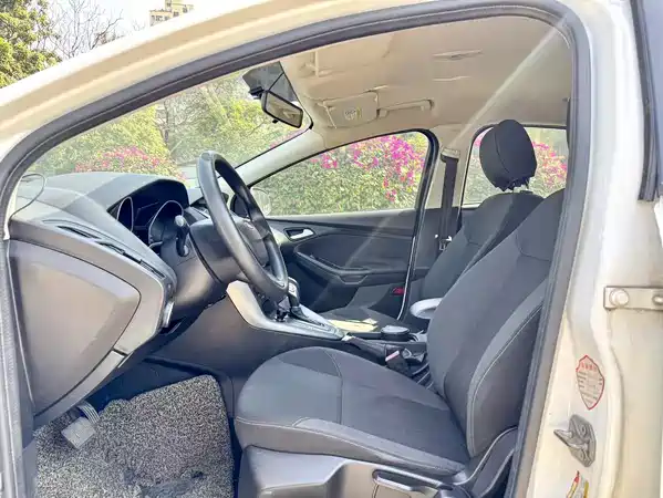 Ford Focus 2015