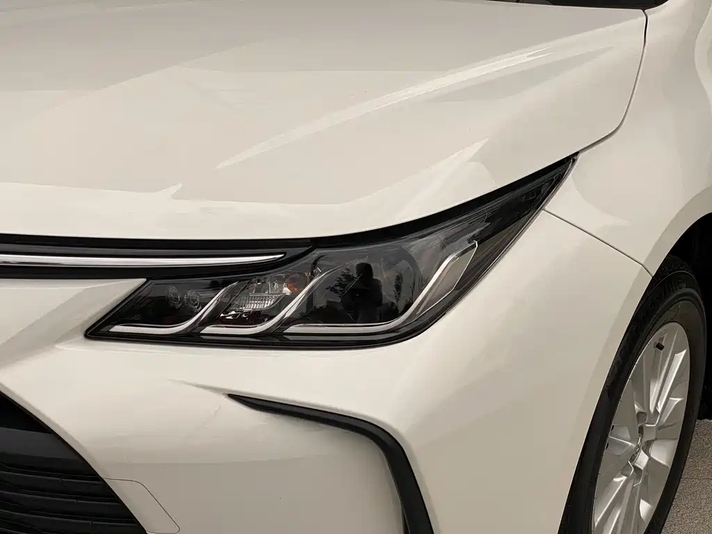 Toyota Corolla 2022 — фото 11