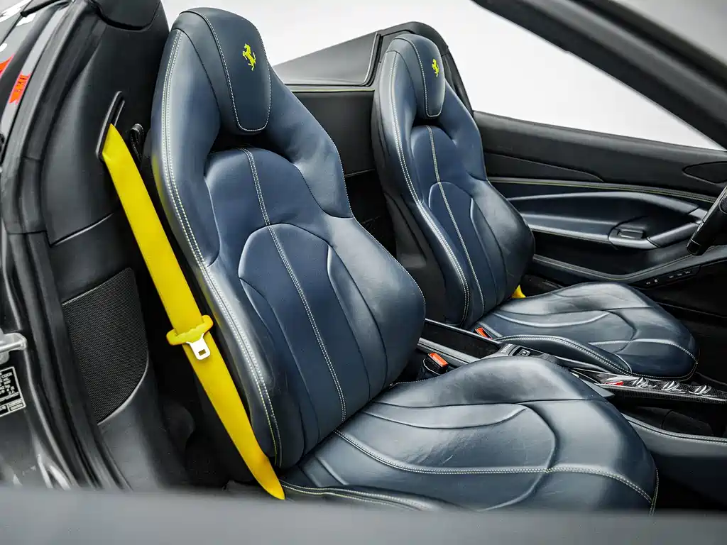 Ferrari F8 2023 — фото 10