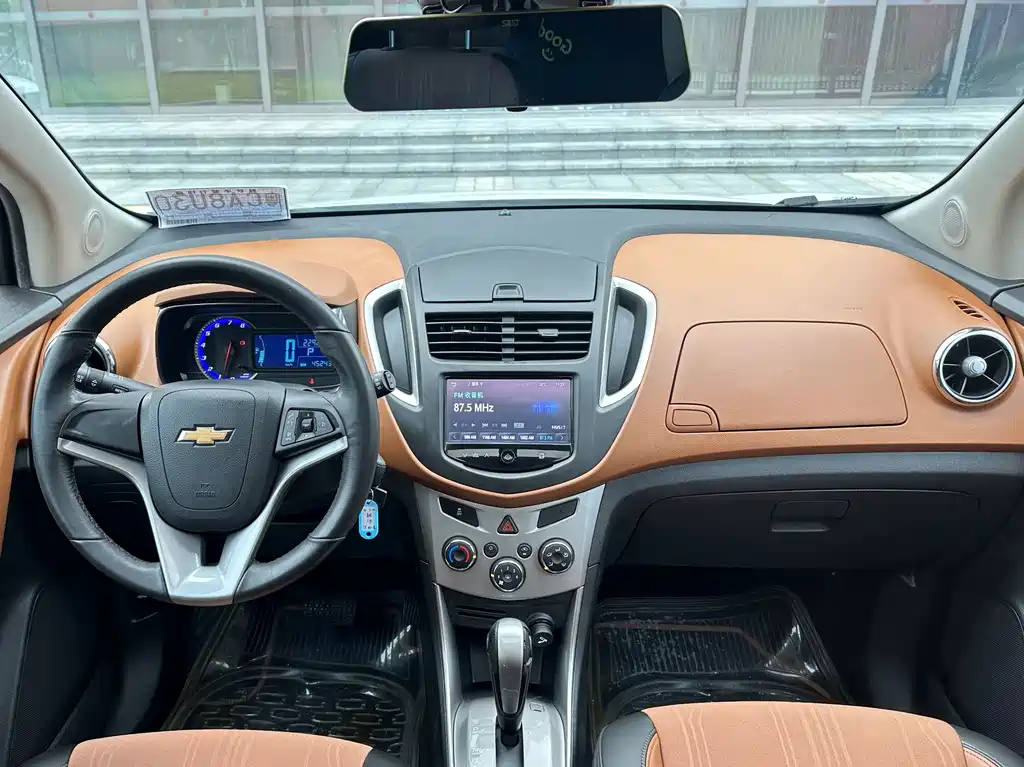 Chevrolet Trax 2016 — фото 10