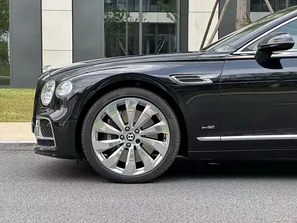 Bentley Flying Spur 2021
