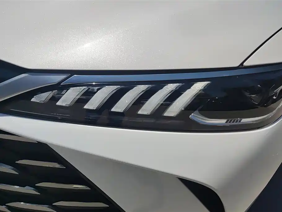 BYD Qin PLUS 2025 — фото 5